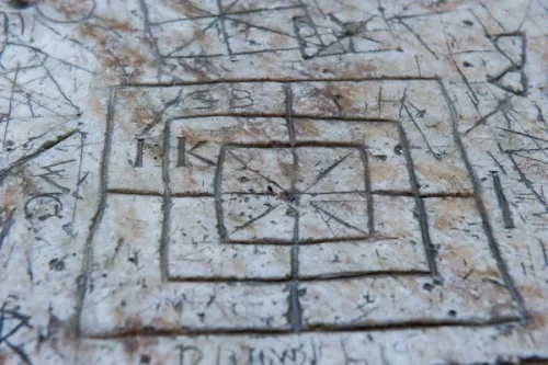 Nine Men's Morris gameboard on the Markham tomb