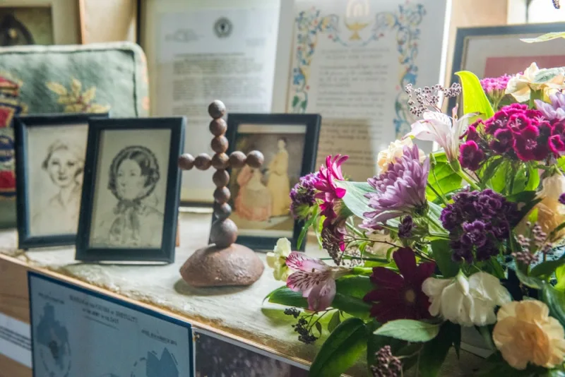 Florence Nightingale memorial window