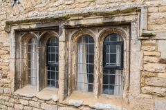 15th-century windows, ground floor