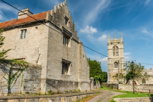 Ellys Manor and the medieval parish church