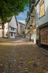 Briton's Arms with Blackfriars Hall beyond