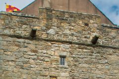 Elsdon Tower, The crenellated top of the pele