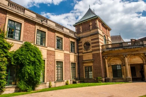 The Art Deco exterior