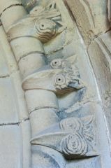 Beakhead carvings, south doorway