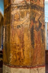 Centre tier of the painted column