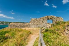 The fort curtain wall and entrance arch