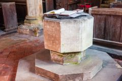 The very plain medieval font