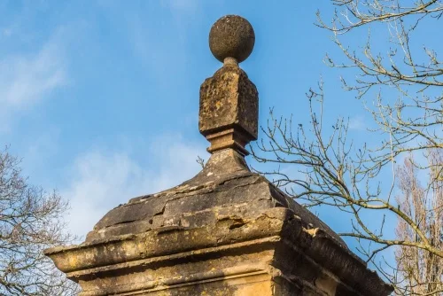 The decorative top of the Stone