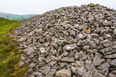 Y Gaer Fach stone rampart