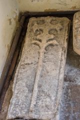 14th-century floriated grave slab