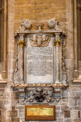 Elizabeth Middlemore memorial, 1701