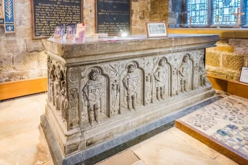 The De Brus Cenotaph