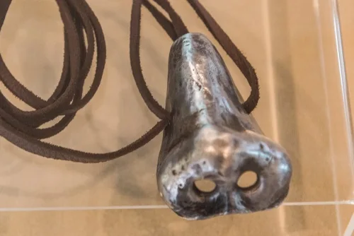 A 17th-century prosthetic nose
