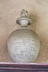 Hanworth, St Bartholomew's Church, Harriet Charnock memorial urn (1766)