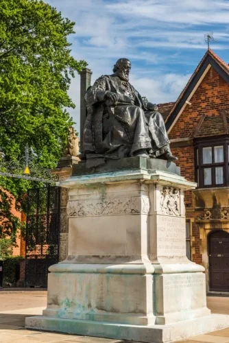 Lord Salisbury's Statue