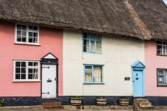 Thatched cottages on Old Street