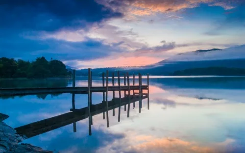 Hawesend sunrise over Derwent Water