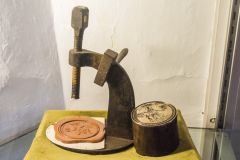 The original school seal