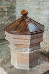 The very plain medieval font