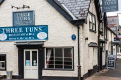 The 16th century Three Tuns pub