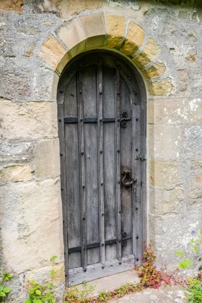 The 12th century south doorway