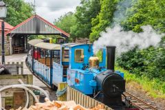 The steam train pulling out of Heatherslaw Station