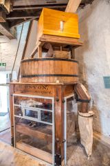 Late 19th-century Hurst frame