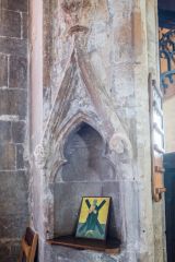 13th-century piscina, north aisle