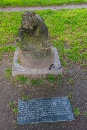 The Elgar bulldog sculpture and plaque