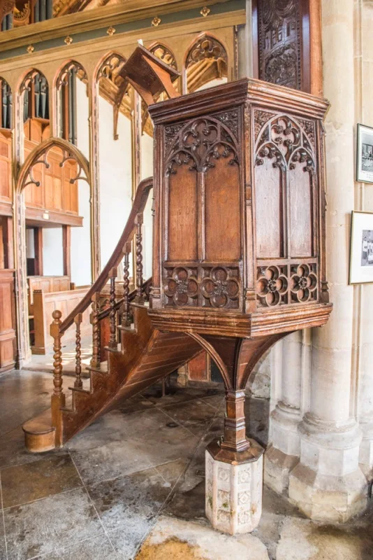 15th century wine-glass pulpit