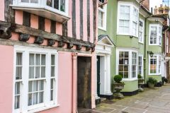 Horsham, Historic buildings on The Causeway