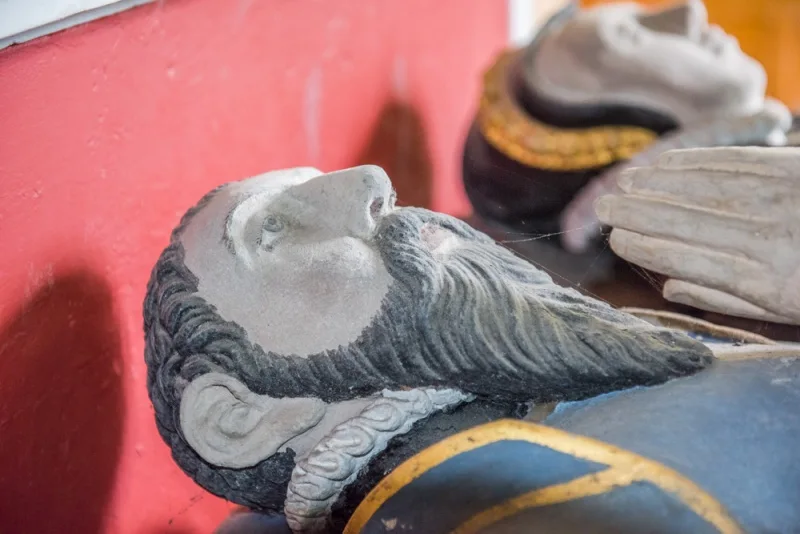 Sir Robert Oxenbridge effiigy, 1574