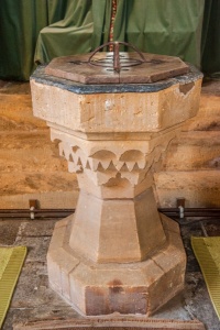 Early 14th century font