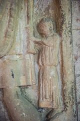 Figure of an angel on the cleric's memorial