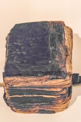 First edition Gaelic Bible, 1690