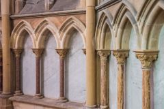 Arcading in the apse