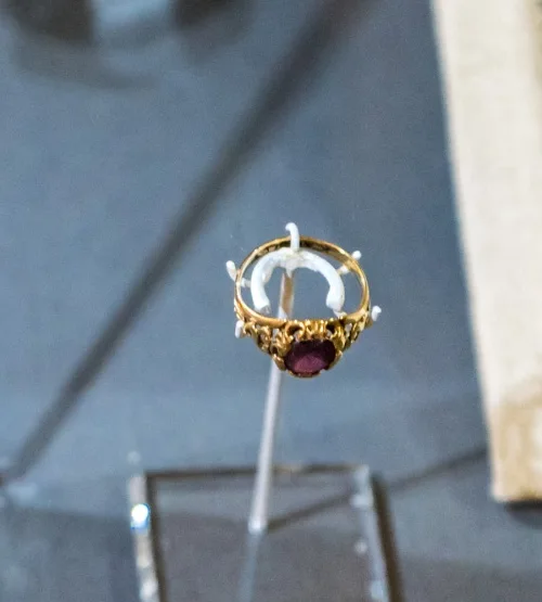 Fanny Brawne's engagement ring