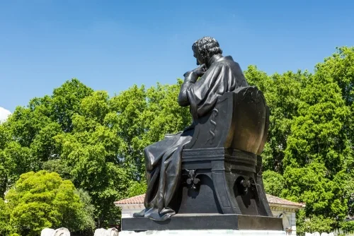 The Edward Jenner statue