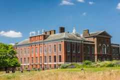 Kensington Palace from Long Water