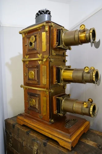 The 1890 triple-lens magic lantern projector
