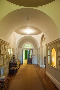 Ground floor passage