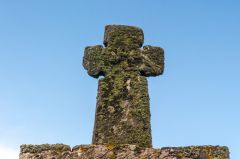 Anotherr look at the cross from the north