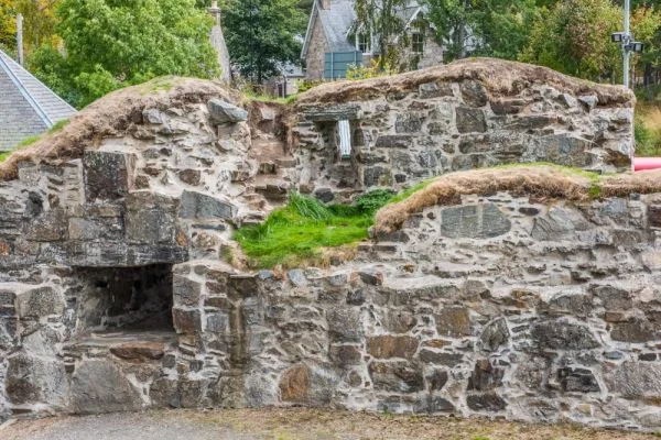 Kindrochit Castle ruins