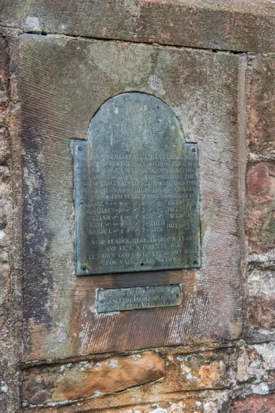 1746 plaque to Thompson smallpox victims