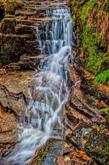 A small waterfall, Gorge Trail