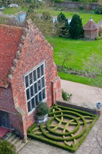 The Tudor knot garden