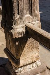 An original 17th-century post