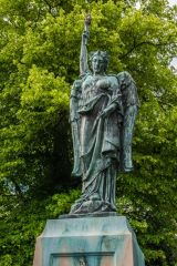 The war memorial in Priory Gardens