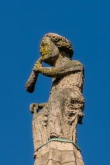 The Shepherd Boy carving