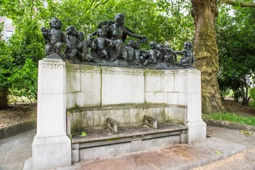 Margaret MacDonald memorial seat